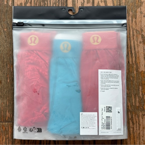 COPY - Lululemon Athletica Vibrant Boxers - Lunar New Year - Red Blue - Picture 2 of 4